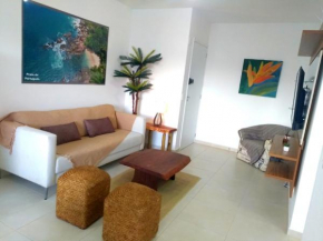 APTO 300MTS DA PRAIA, VISTA PARA O MAR, CHURRASQUEIRA, WI-FI, TV A CABO, AR CONDICIONADO, TOTALMENTE EQUIPADO.